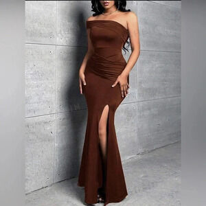 🆕Slayr Elegant Solid Color Asymmetric Collar High Slit Maxi Fishtail Dress M🆕